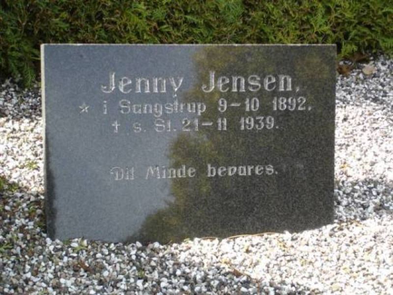 Jenny Jensen.jpg